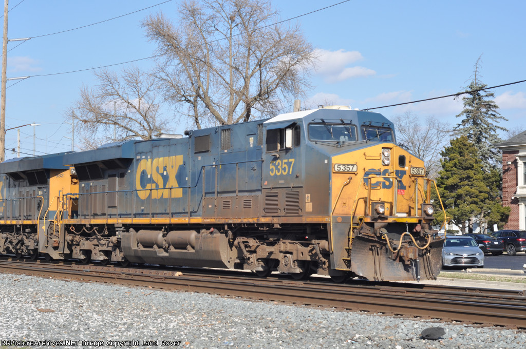 CSXT 5357 South